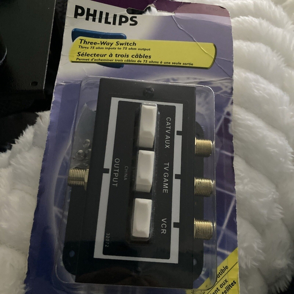 TV VCR Game SAT Ant Surveillance Camera A/B/C Coax 3-Way Switch Philips Game New